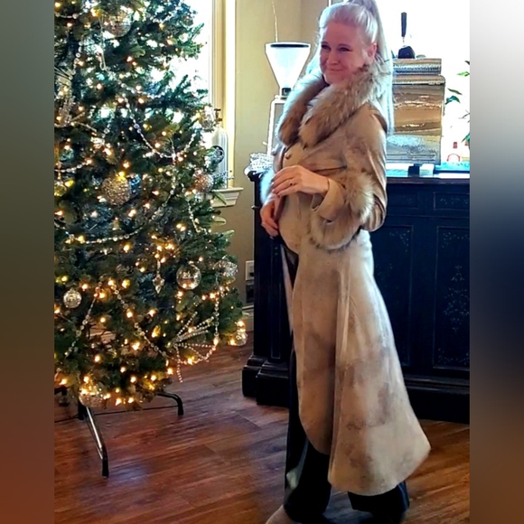 Finn Raccoon Fur Cuffs & Collar Set - Picture 5 of 17